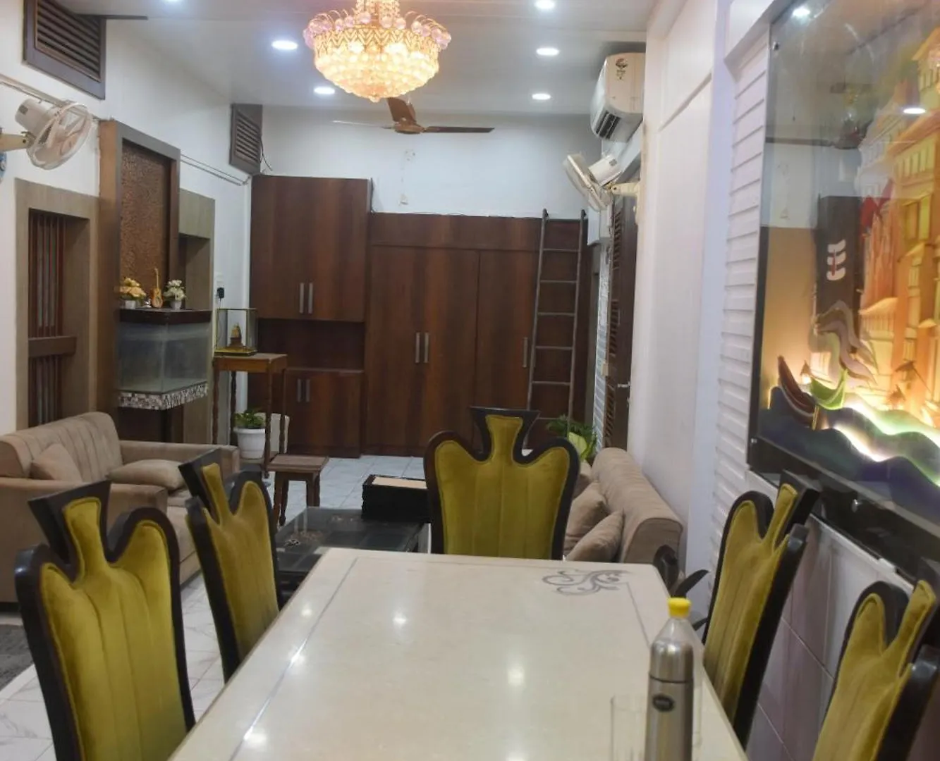 Raahi Luxury Villa Near Kashi Vishwanath Bénarès