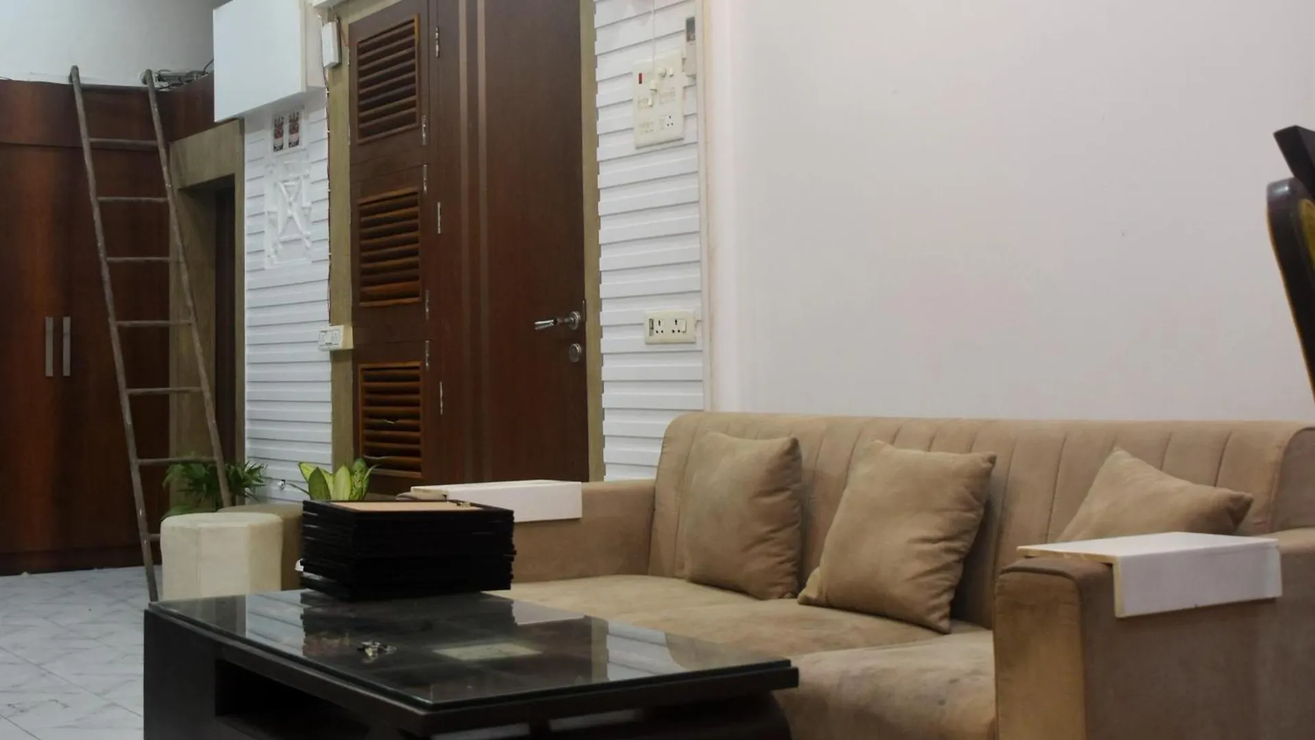 Raahi Luxury Villa Near Kashi Vishwanath Bénarès