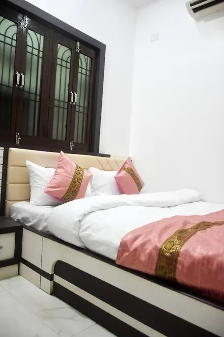 Raahi Luxury Villa Near Kashi Vishwanath Bénarès